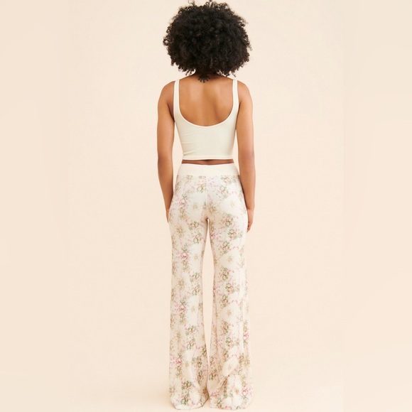 Selkie All Day Floral Print Sweatpants - Picture 11 of 11